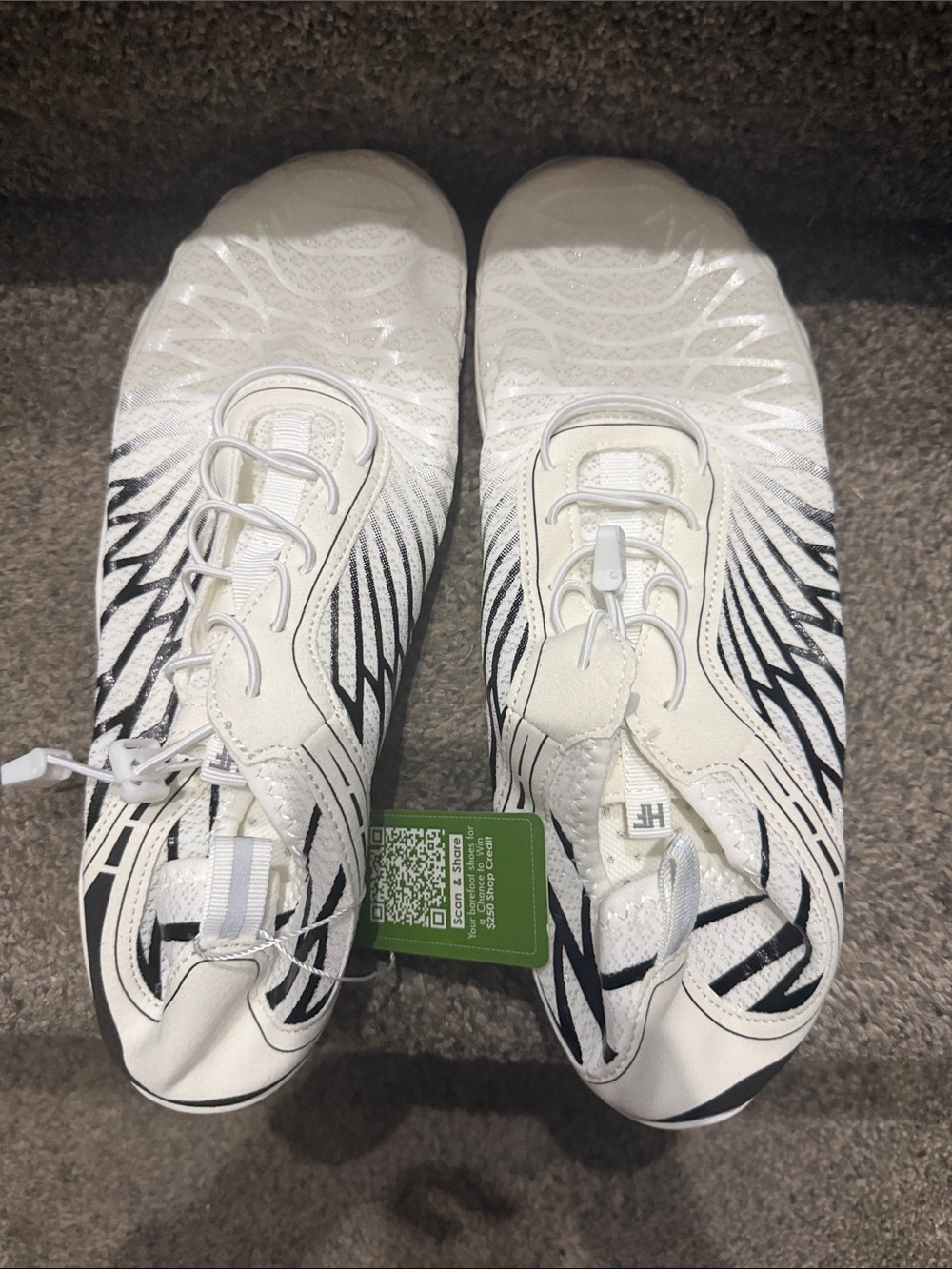 Men's White Athletic Sneakers with Black Accent